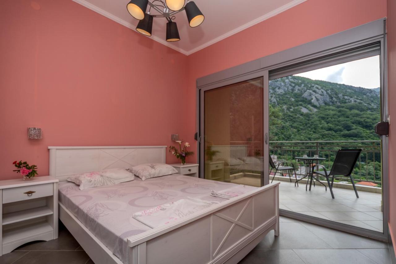 Villa Montenegrina Petrovac Exterior foto